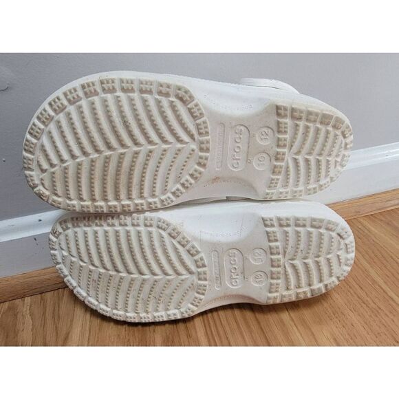 Crocs Classic Clogs Unisex M10/W12 - Picture 7 of 8